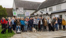 2Q5A0127-Elm-Tree-campaigners_SIZED